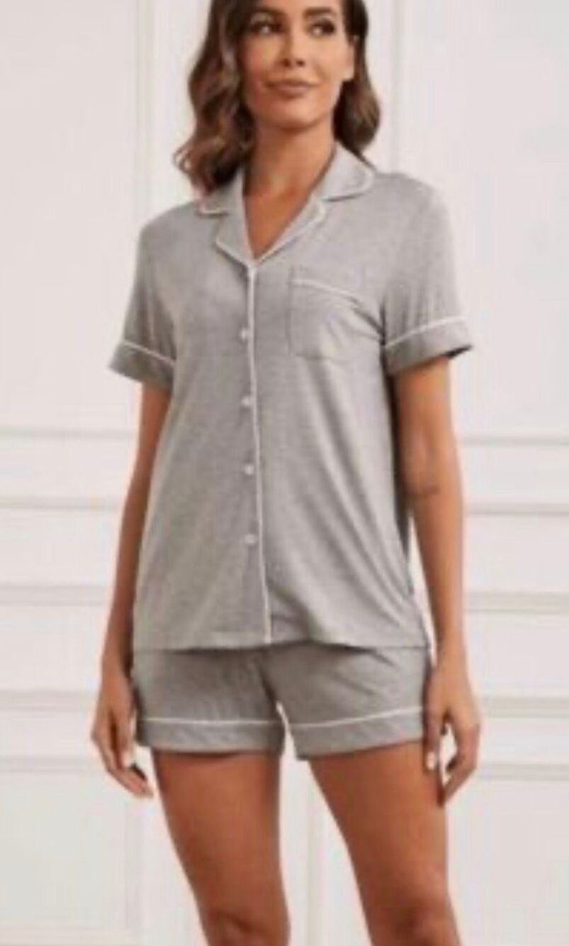 CUPCAKES AND CASHMERE Grey Modal Blend Pajama Shorts Set-M